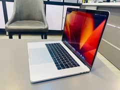 MacBook Pro 15” 2017 i7/16/1TB 0