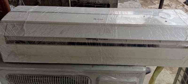 GREE 1.5 ton split ac all complete and running condition 1