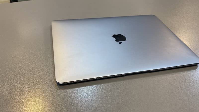 13” MacBook Air M1-2020 8/256 3