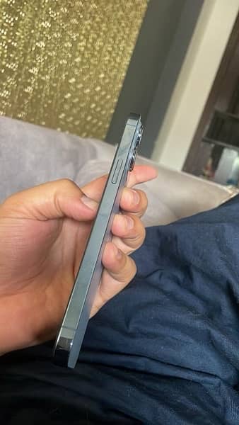 iPhone 13 Pro Max 256 gb (Zong sim working) 2