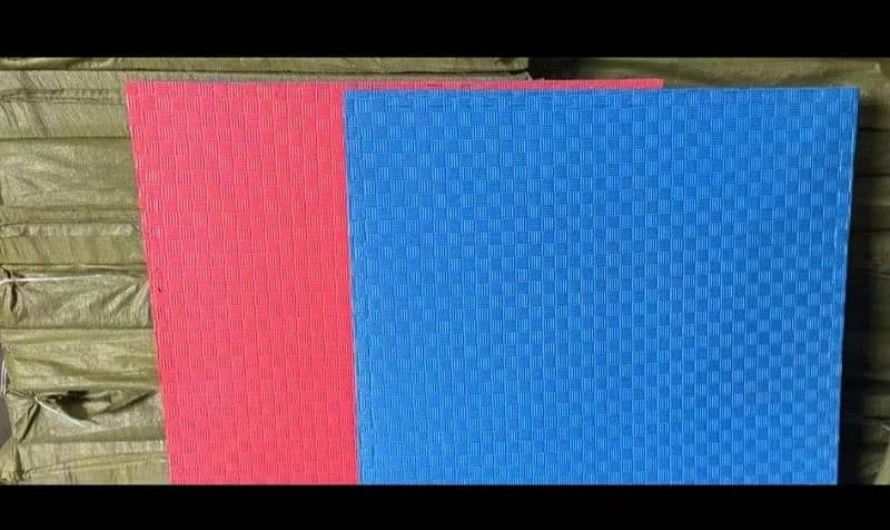 KIDS PLAY MATS/ EVA MATS/ SWINGS MATS/Trampoline Mats Jumping Pad 4