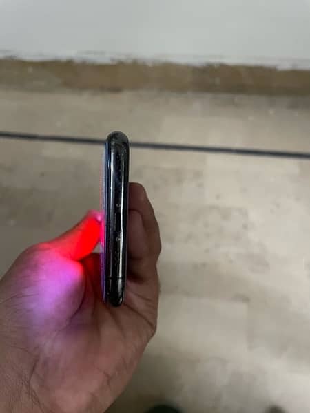 iPhone 11 Pro non pta 3