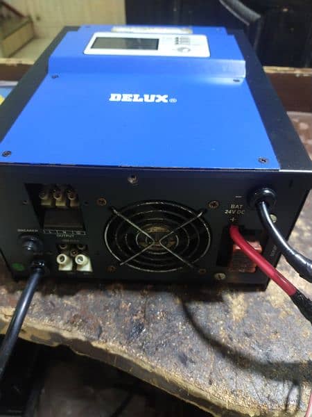 DELUXE SOLAR INVERTER 2.4kw 3