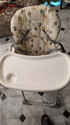 Joie Mimzy Snacker High Chair for Sale in good condition