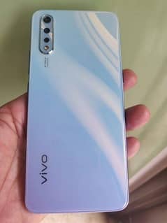 vivo 2 s1 124Gb exchange posible