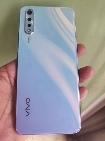 vivo 2 s1 124Gb exchange posible 0