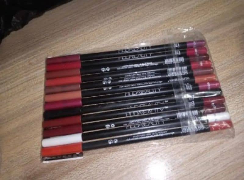 Pack of lip liner pencil matte - Eyeliner pencil - Multiple 2