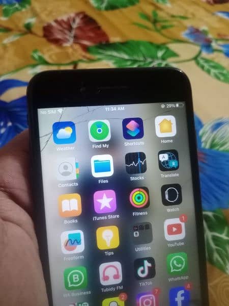 IPhone 8plus 64GB NON PTA 1