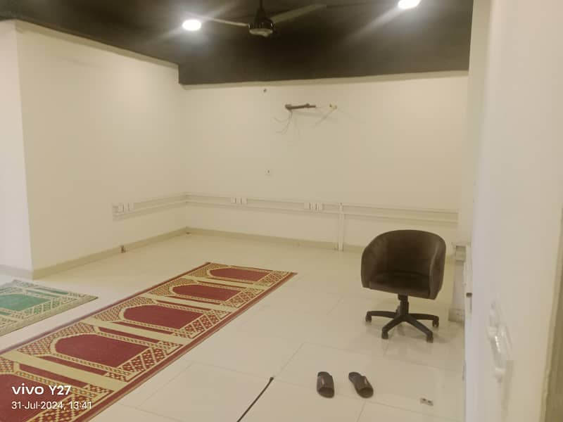 1 kanal 3rd+4th floors for Rent in johar Town ph 2 14