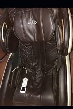 MASSAGE CHAIR USED LIKE NEW