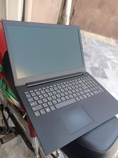 lenovo core i7 8 gen (256 gb ssd)( 1000 hard ) 3