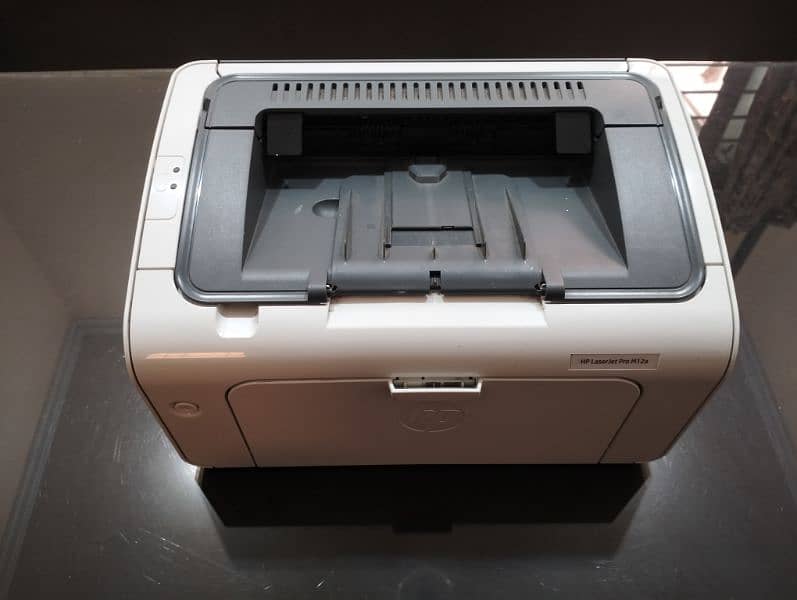 HP M12A PRINTER 1