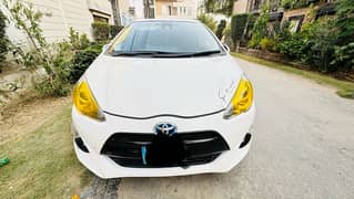 Toyota Aqua 2015 0