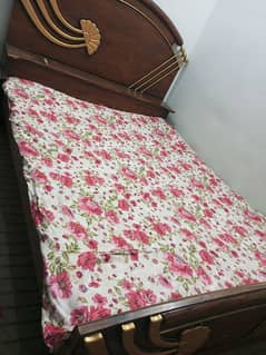 bed for sall good conditions 03111296203