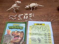 Dinosaur Skeleton Figures 0