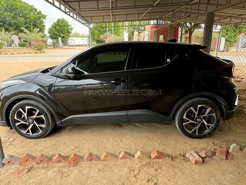 Toyota C-HR 2018 G-LED 7