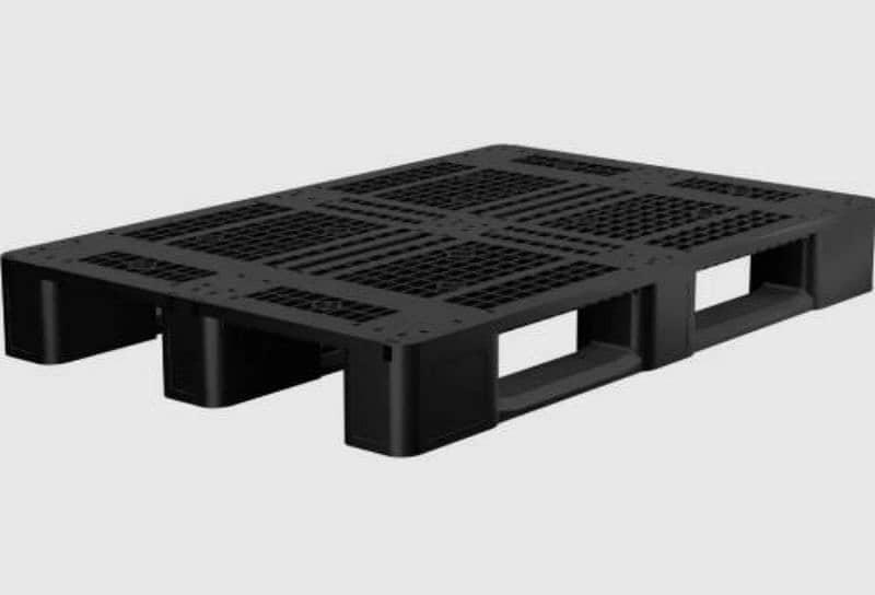 Plastic Pallets Stock For Sale - Industrial Pallets - Imported Pallets 2