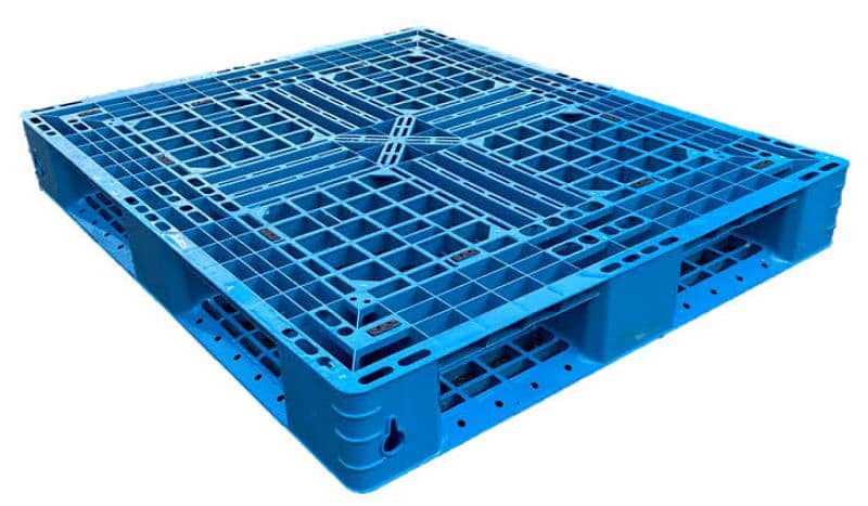 Plastic Pallets Stock For Sale - Industrial Pallets - Imported Pallets 4