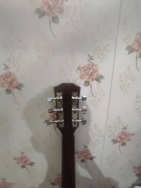 guitar 9.5/10 condition 4