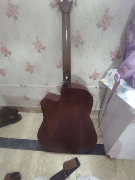 guitar 9.5/10 condition 5