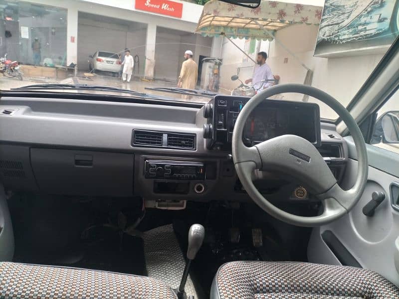 Suzuki Mehran VXR 2013 10