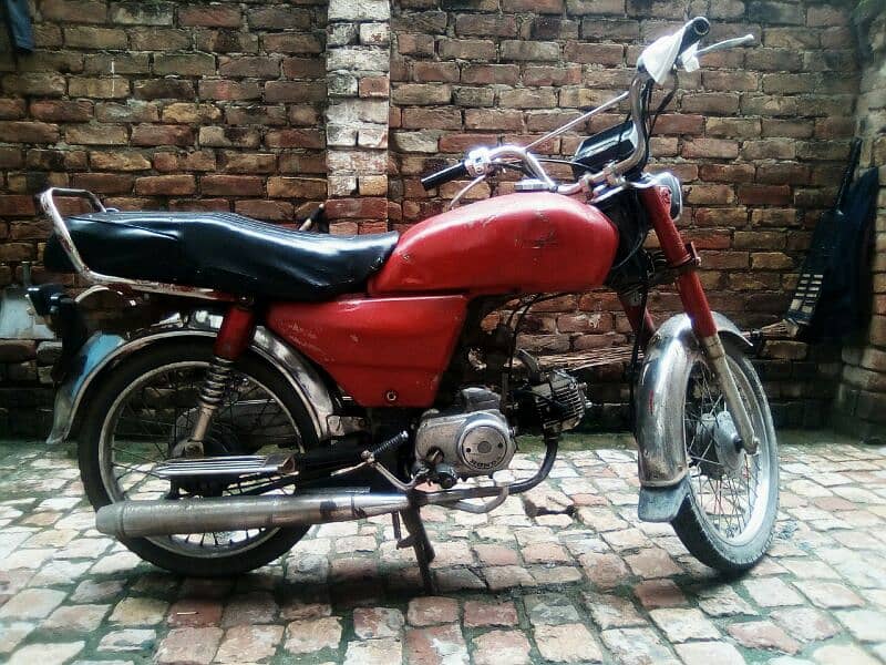 HONDA CD70 0