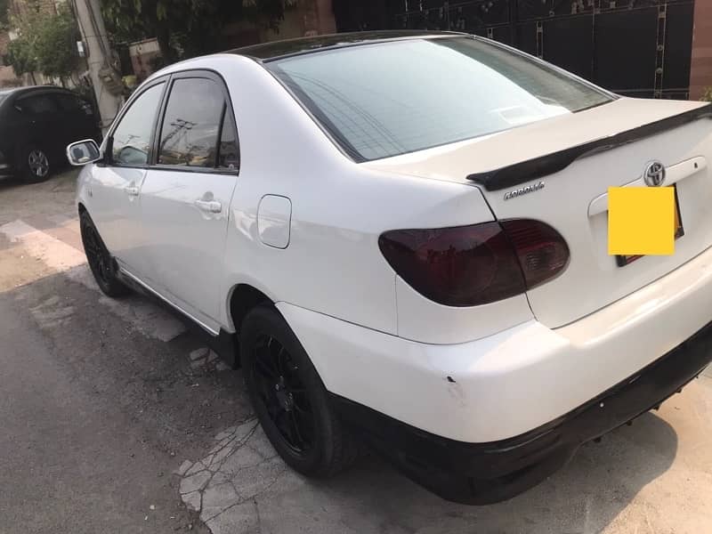 Toyota Corolla Altis 2005 5