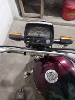 Honda 70 9 Bata 8 condition full ok by