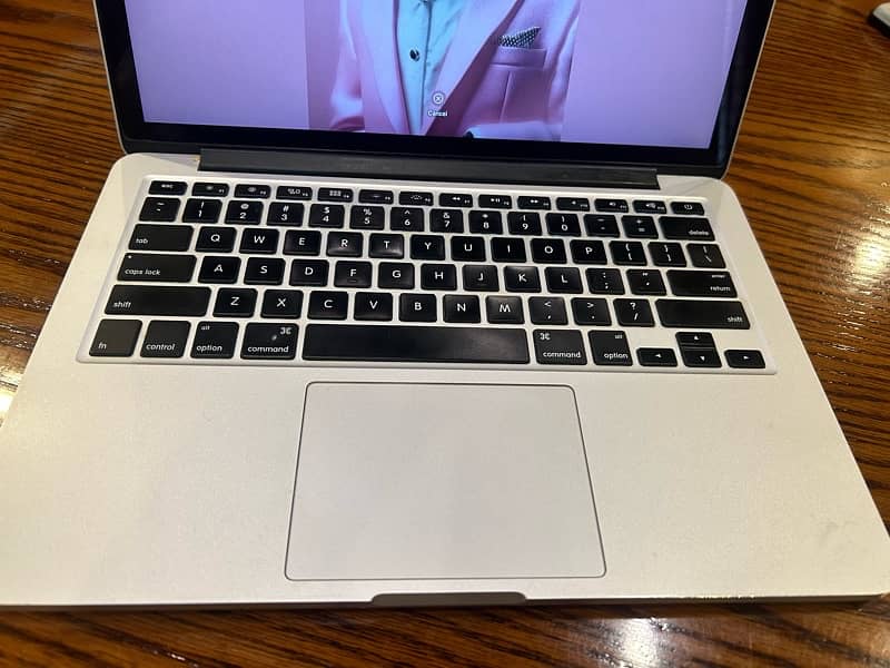 MacBook Pro 2015 16GB ram 512SSD 1