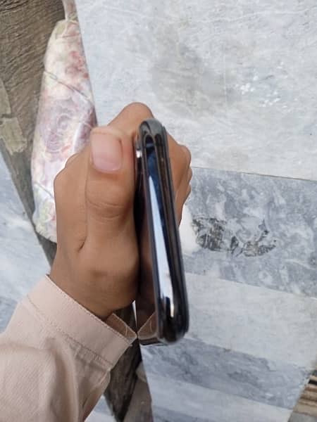 iPhone XS jv 64gb what’s app number 03148746896 1