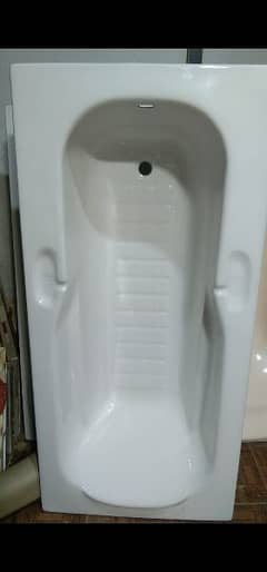 Fiber And Arylic Bath Tub