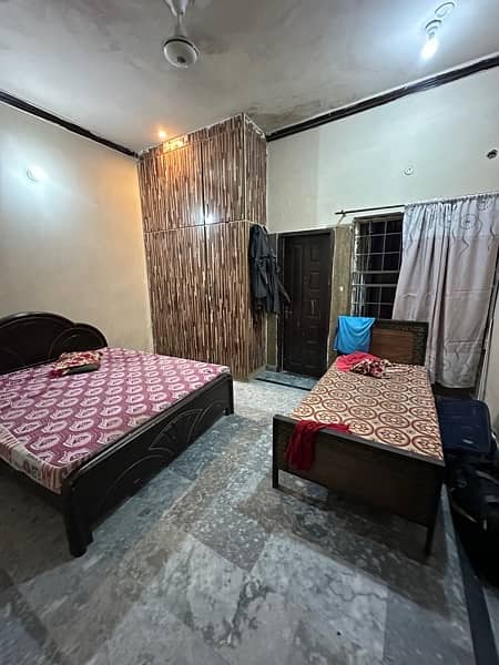 Rooms for Boys Hostel Near UMT 7