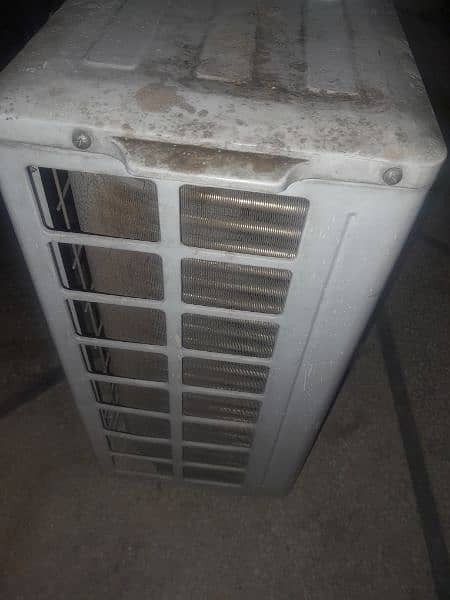 Gree 1.5ton Split Ac (Non Inverter] 9