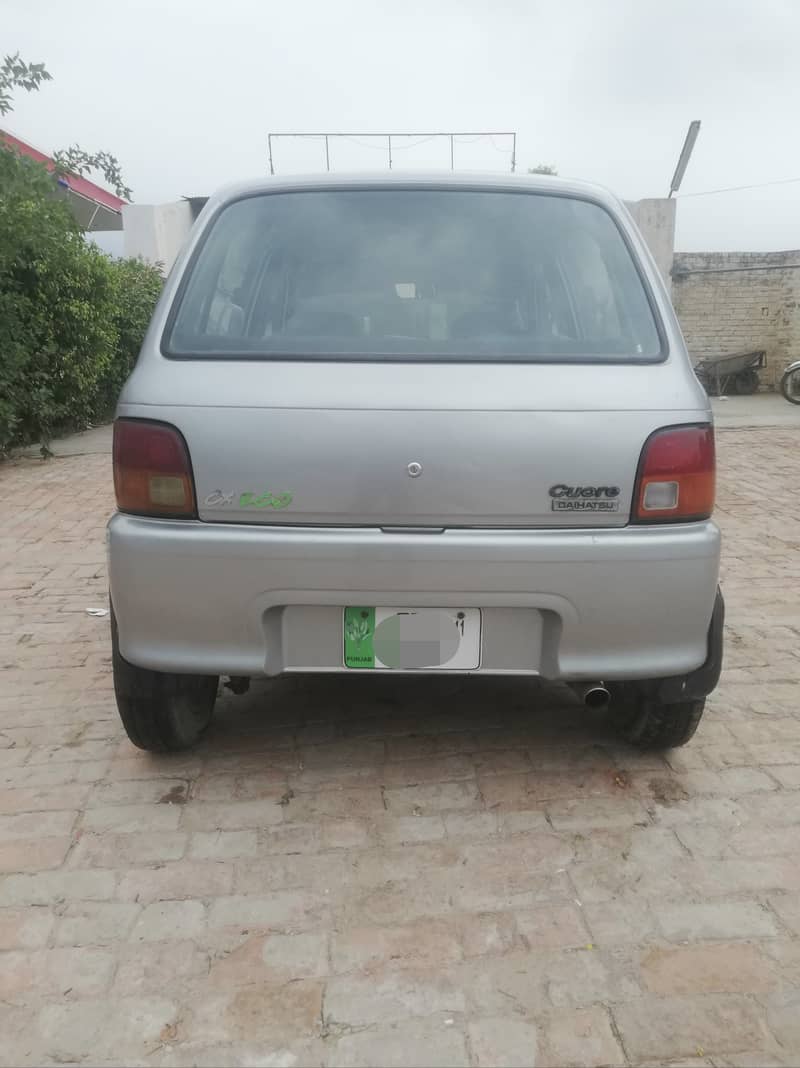 Daihatsu Cuore 2011 5