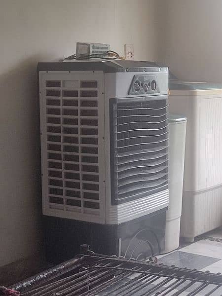 air cooler DC 12 volt new condition only three month use 0