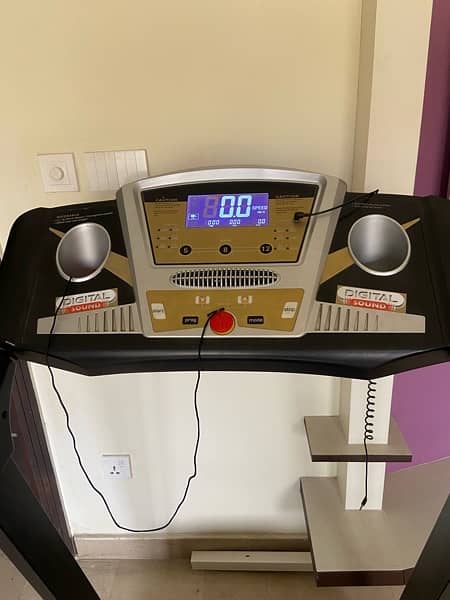 Treadmill Exercise Machine (American Fitness) 11