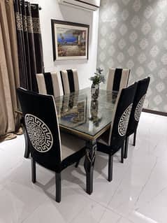 ELEGANT DINING TABLE WITH 6 CHAIRS WITH GLASS ON TOP