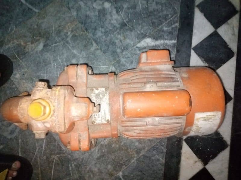 Golden pump Single used 3