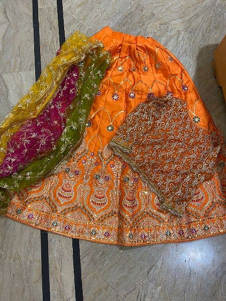 New mayoon mehndi lehnga choli with can can inside 0