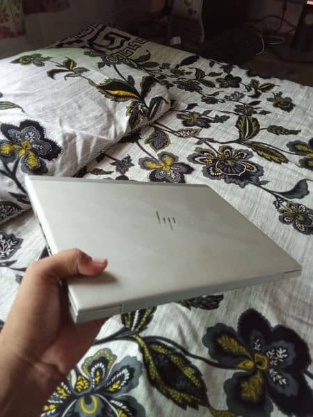 hp elitebook G5 840 2