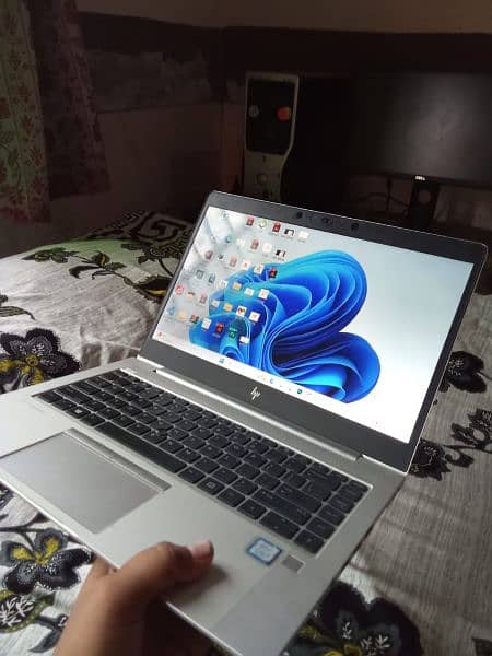 hp elitebook G5 840 3