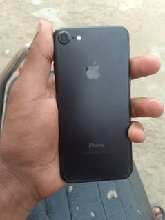 iPhone 7 32gb condition 10by 9 non pta all OK battery health 87 %