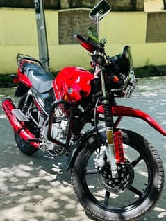 yamaha ybr 125G model 2020 brand new bike just 2500km used urgent sale