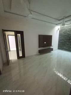 10 Marla Upper Portion Brand New For Rent Hot Location 0