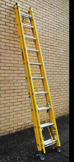 16 feet extendable fiberglass safety ladder for home, professional use