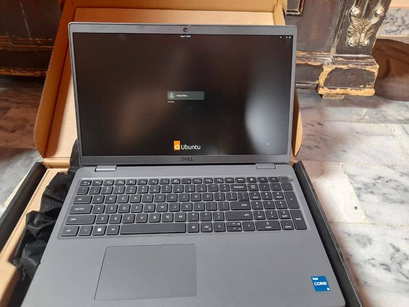 Dell Latitude 
3540 3