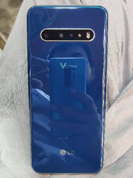 LG v60 8/128 2