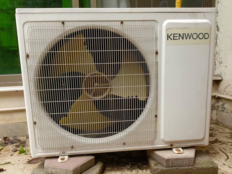 Kenwood AC perfect condition 1