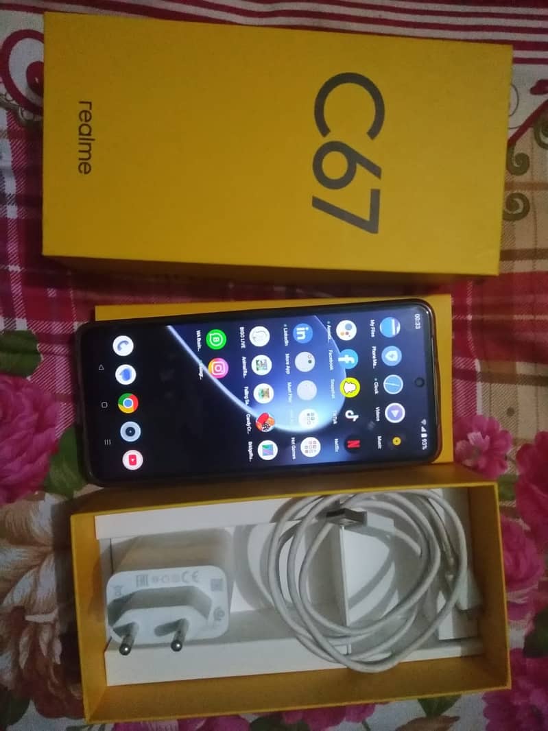 Realme C67 4