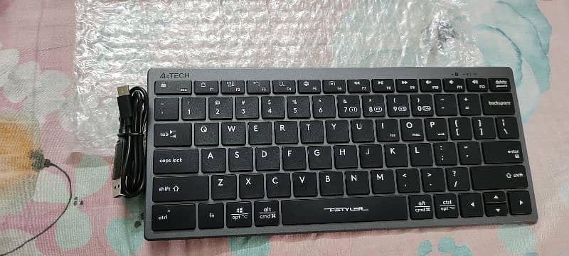 A4Tech FSTYLER FBX51C - Bluetooth & 2.4G Scissor Switch Keyboard 1